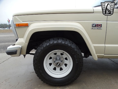 1984 Jeep J10 image 30