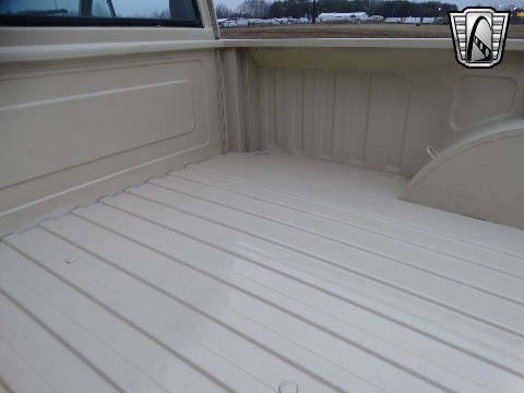 1984 Jeep J10 image 135