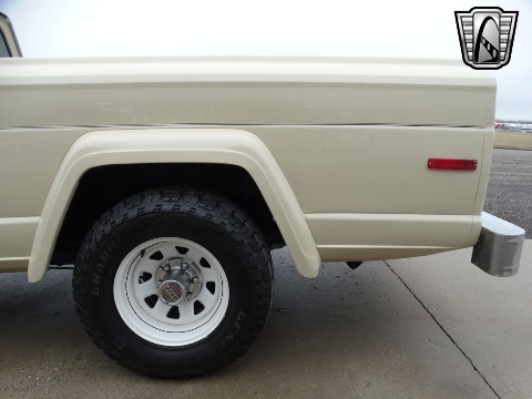 1984 Jeep J10 image 33