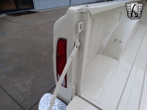 1984 Jeep J10 image 137