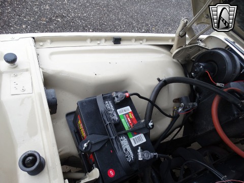 1984 Jeep J10 image 87