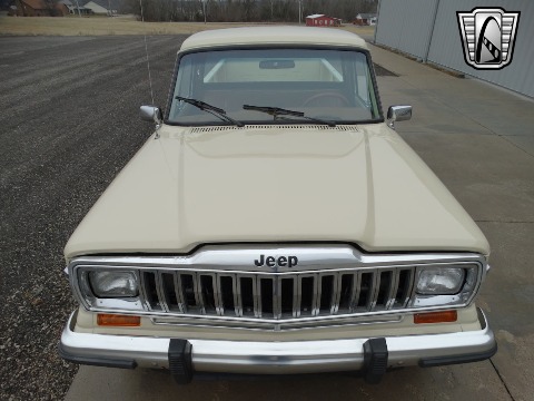 1984 Jeep J10 image 11