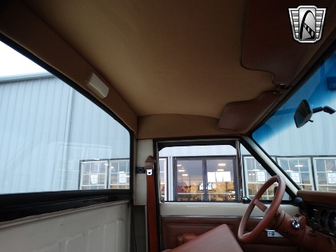 1984 Jeep J10 image 116