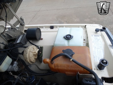 1984 Jeep J10 image 92