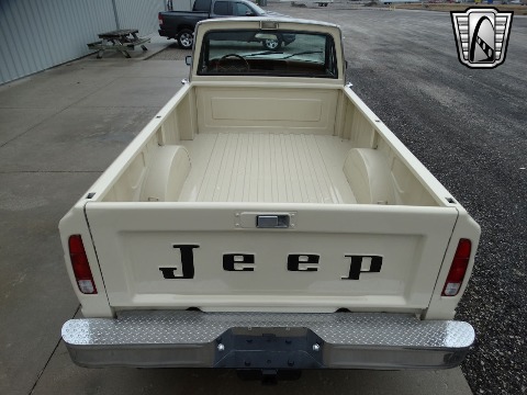 1984 Jeep J10 image 15