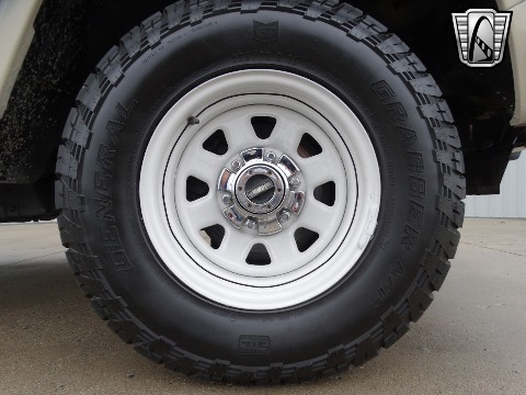 1984 Jeep J10 image 41