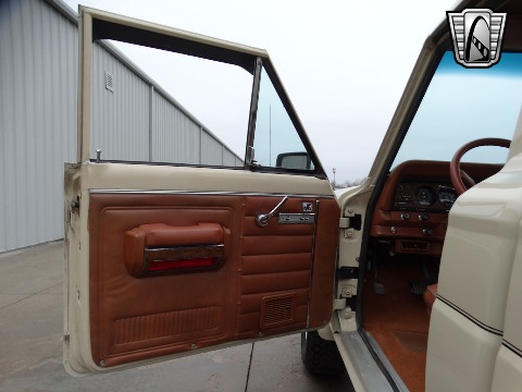 1984 Jeep J10 image 96