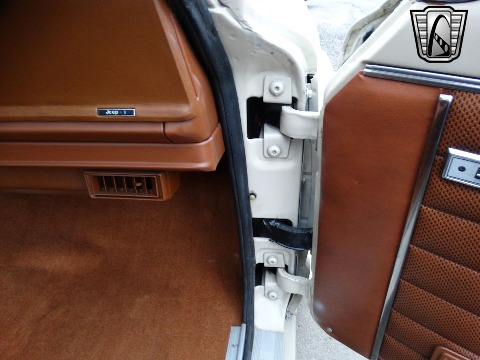 1984 Jeep J10 image 128