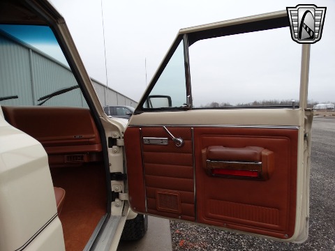 1984 Jeep J10 image 129