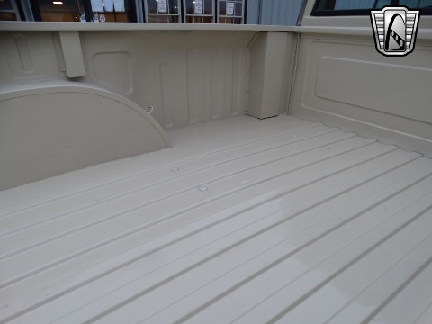 1984 Jeep J10 image 132