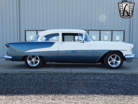 1955 Oldsmobile Delta 88 image 9