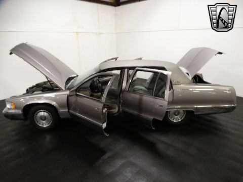 1996 Cadillac Fleetwood image 55
