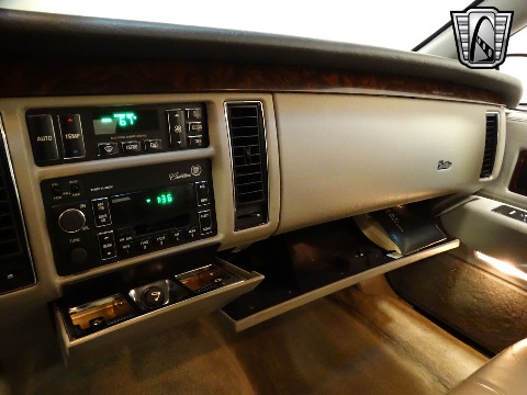 1996 Cadillac Fleetwood image 115