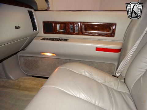 1996 Cadillac Fleetwood image 118