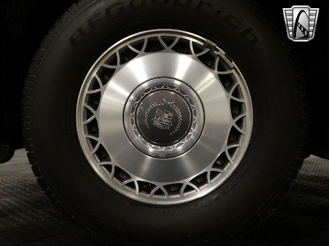 1996 Cadillac Fleetwood image 42