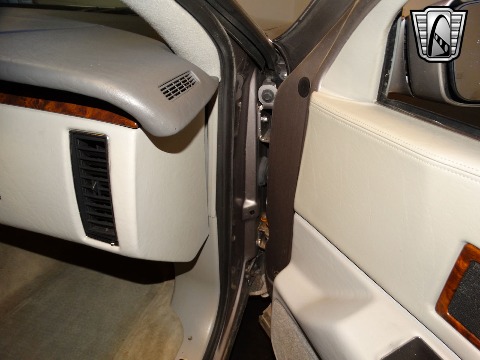 1996 Cadillac Fleetwood image 146