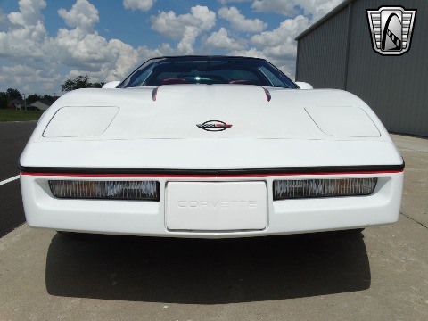1989 Chevrolet Corvette image 3