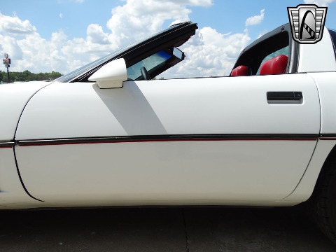 1989 Chevrolet Corvette image 31