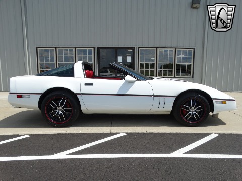 1989 Chevrolet Corvette image 9