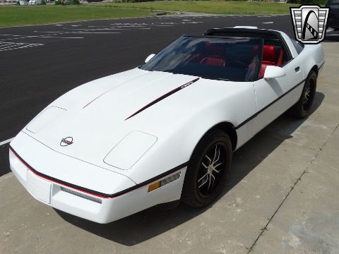 1989 Chevrolet Corvette image 12