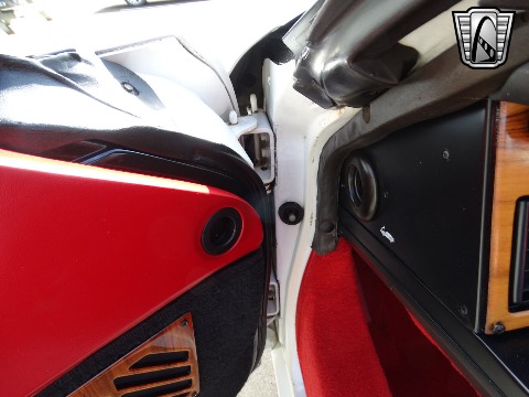 1989 Chevrolet Corvette image 97