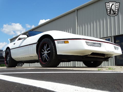 1989 Chevrolet Corvette image 26