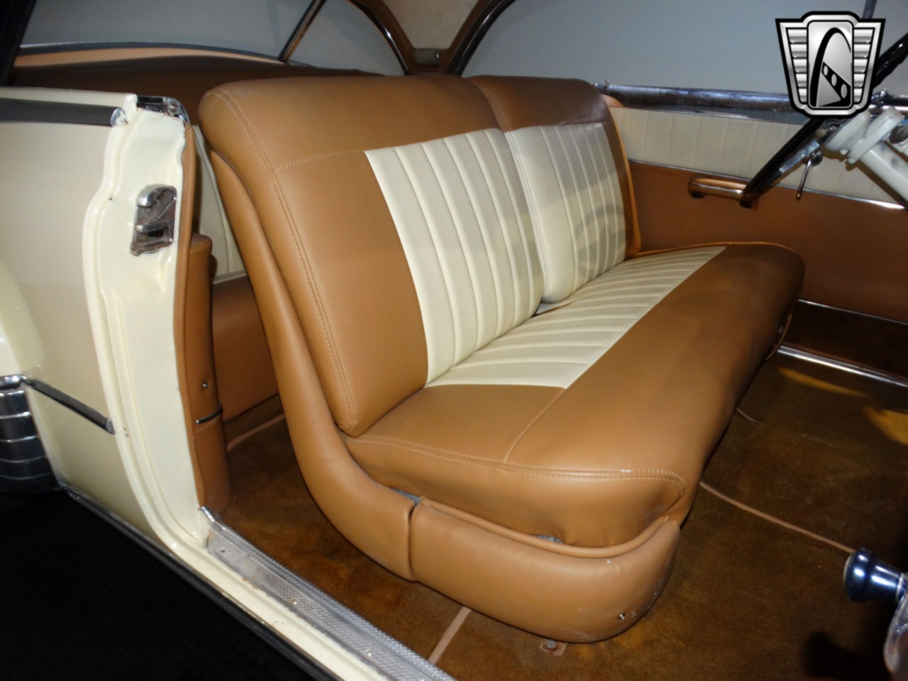 1950 Pontiac Chieftain 27