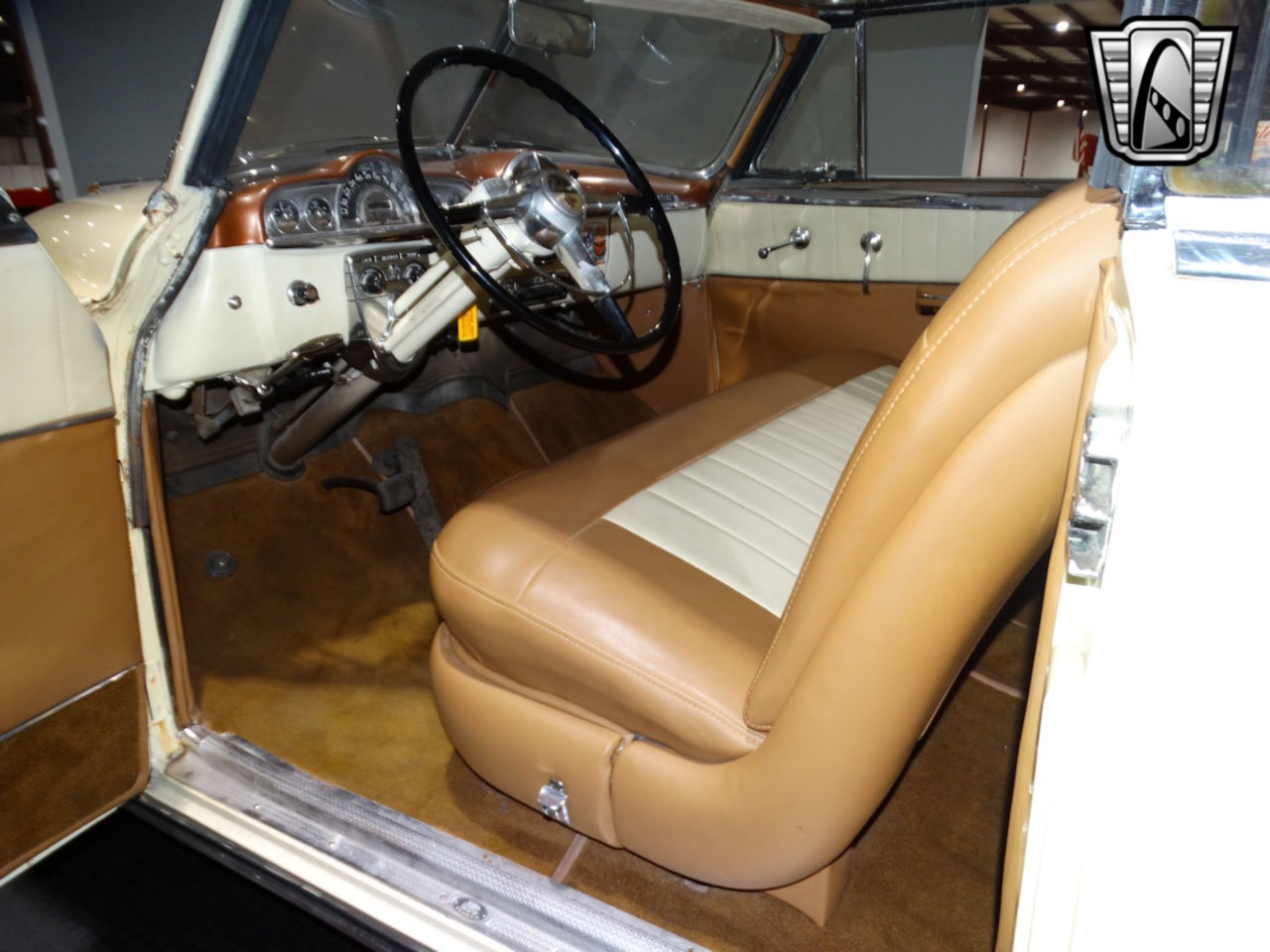 1950 Pontiac Chieftain 23