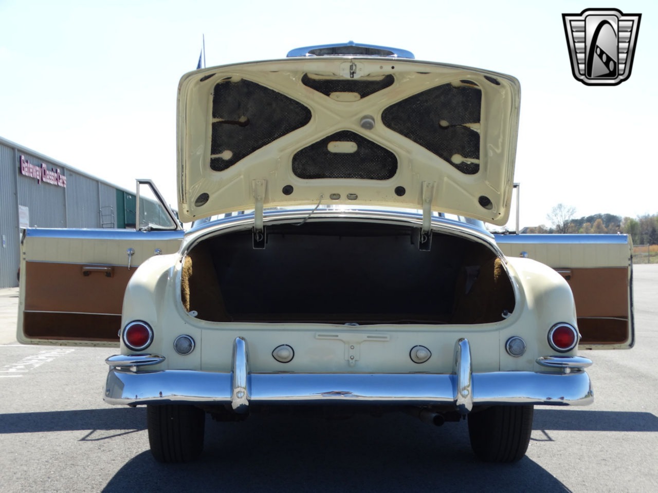 1950 Pontiac Chieftain 66