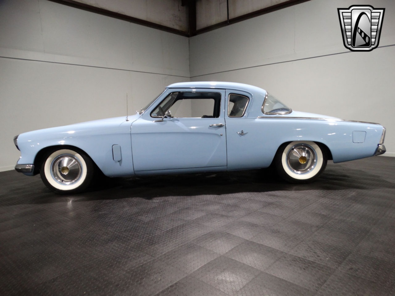 1954 Studebaker Commander 4