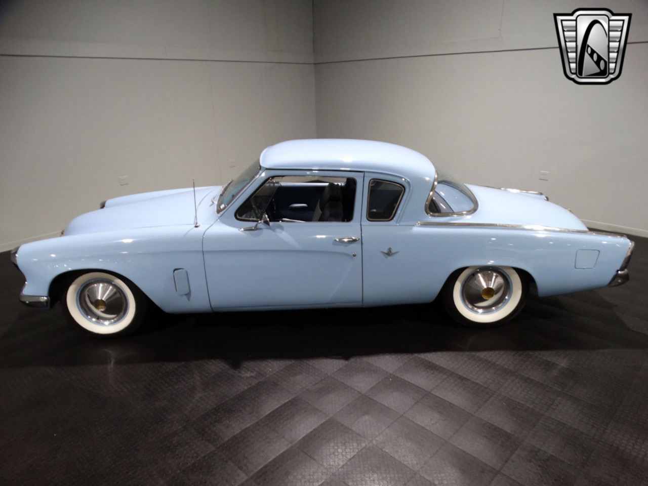 1954 Studebaker Commander 34