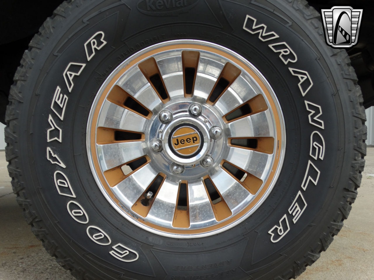 1986 Jeep Wagoneer 10