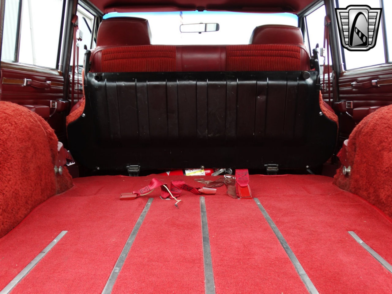 1986 Jeep Wagoneer 28