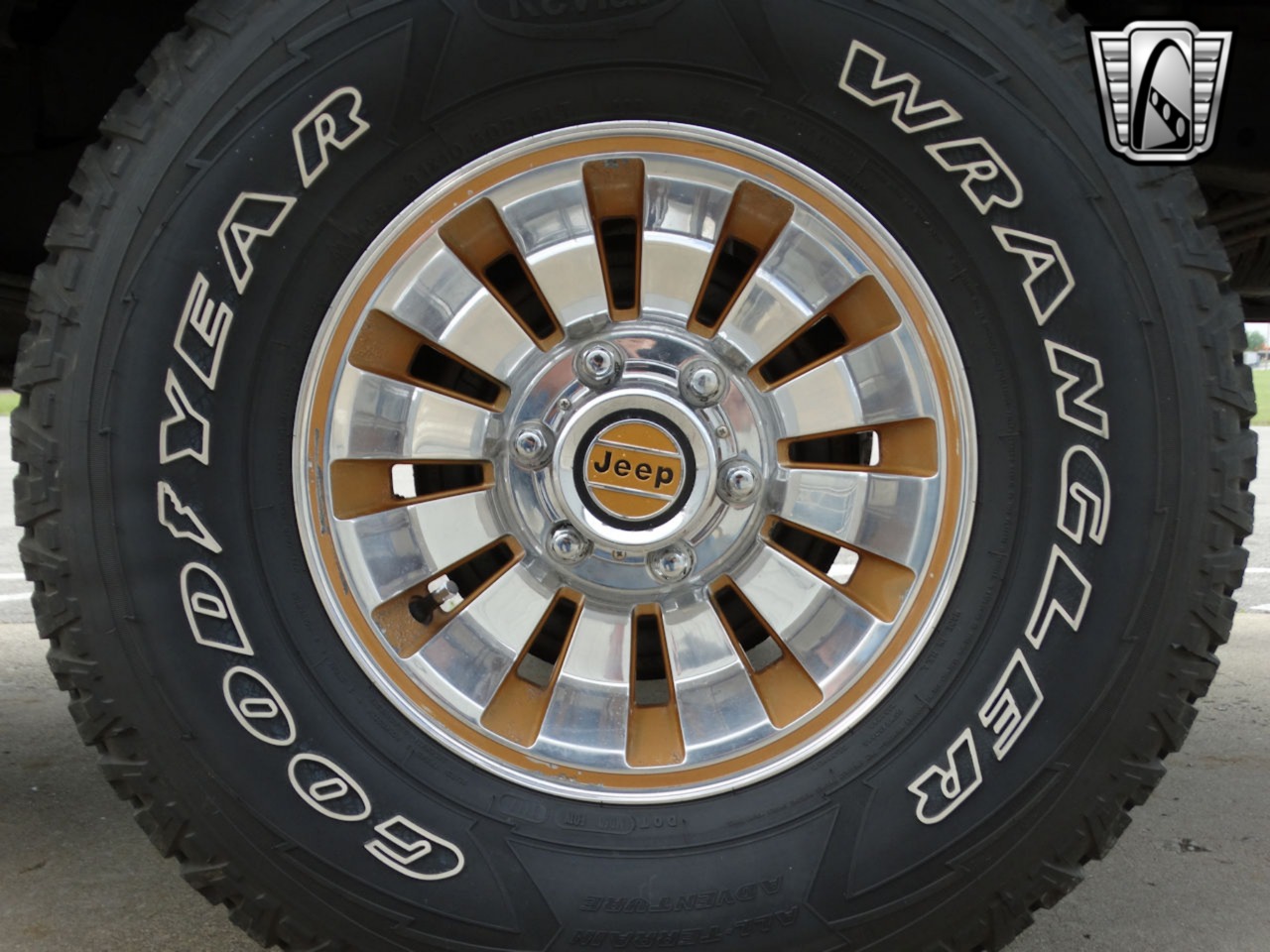 1986 Jeep Wagoneer 64