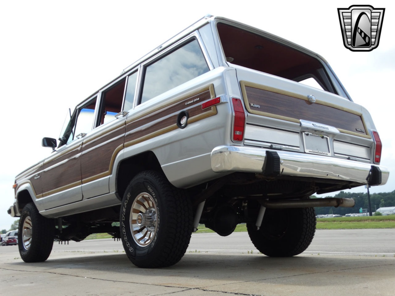 1986 Jeep Wagoneer 43