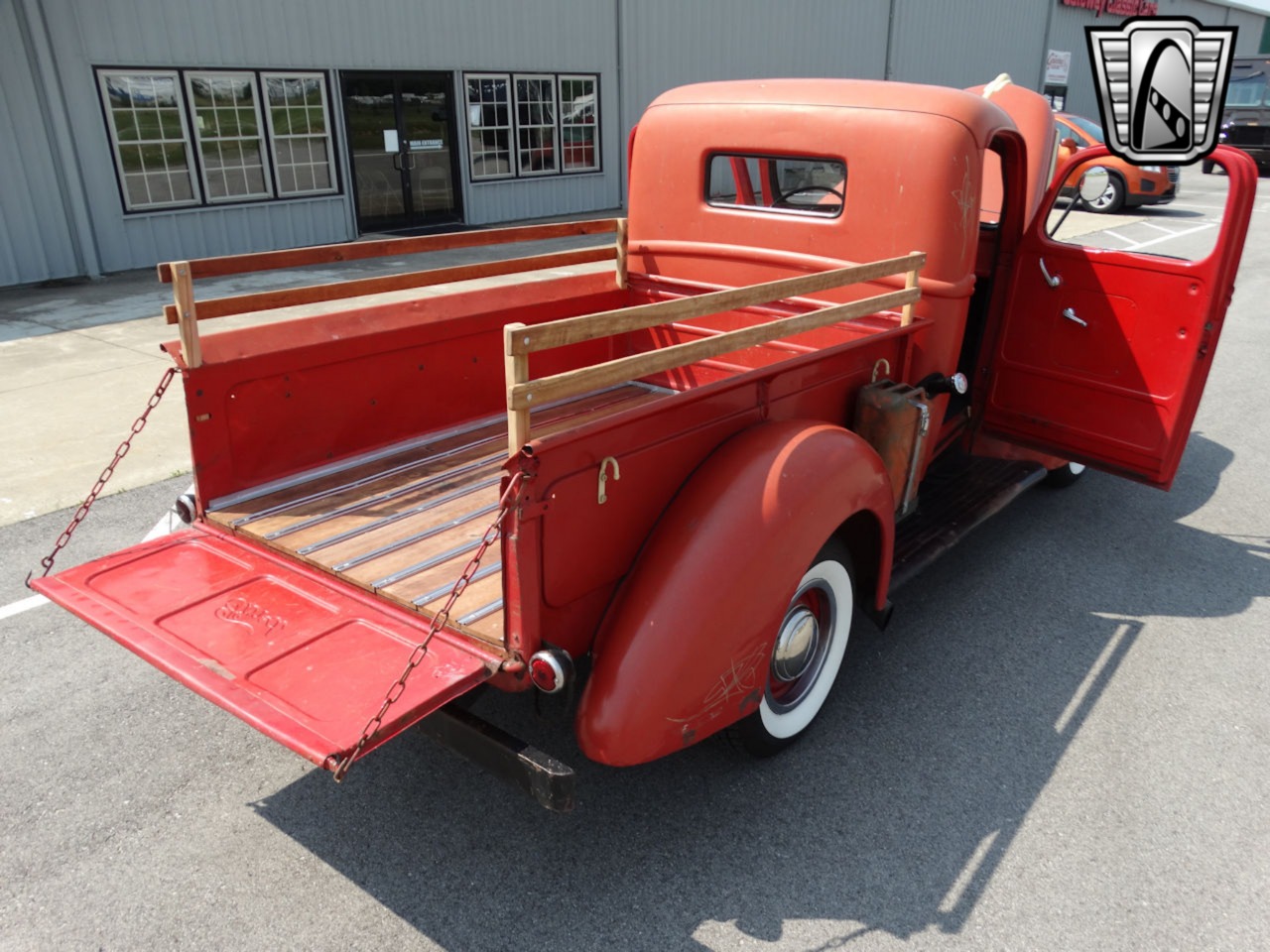 1947 Ford F-Series 72