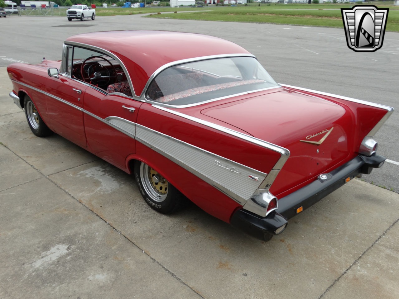 1957 Chevrolet Bel Air 33