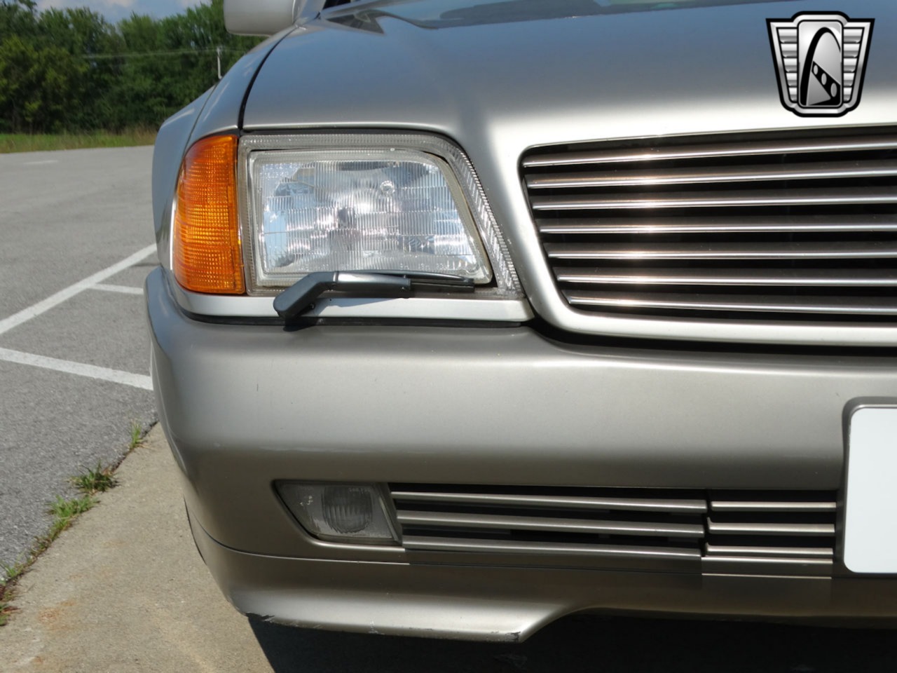 1990 Mercedes-Benz 500 SL 57