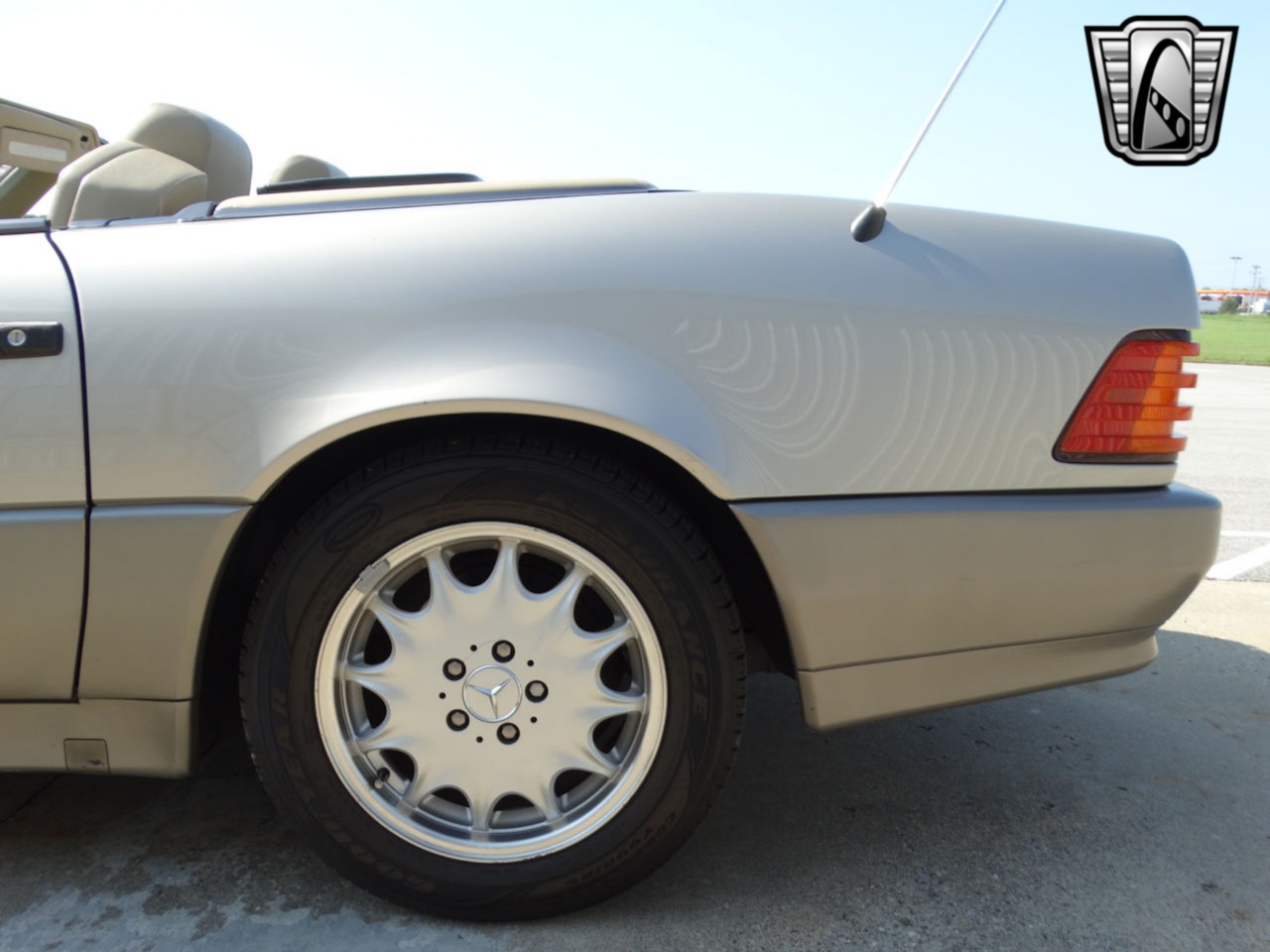 1990 Mercedes-Benz 500 SL 62