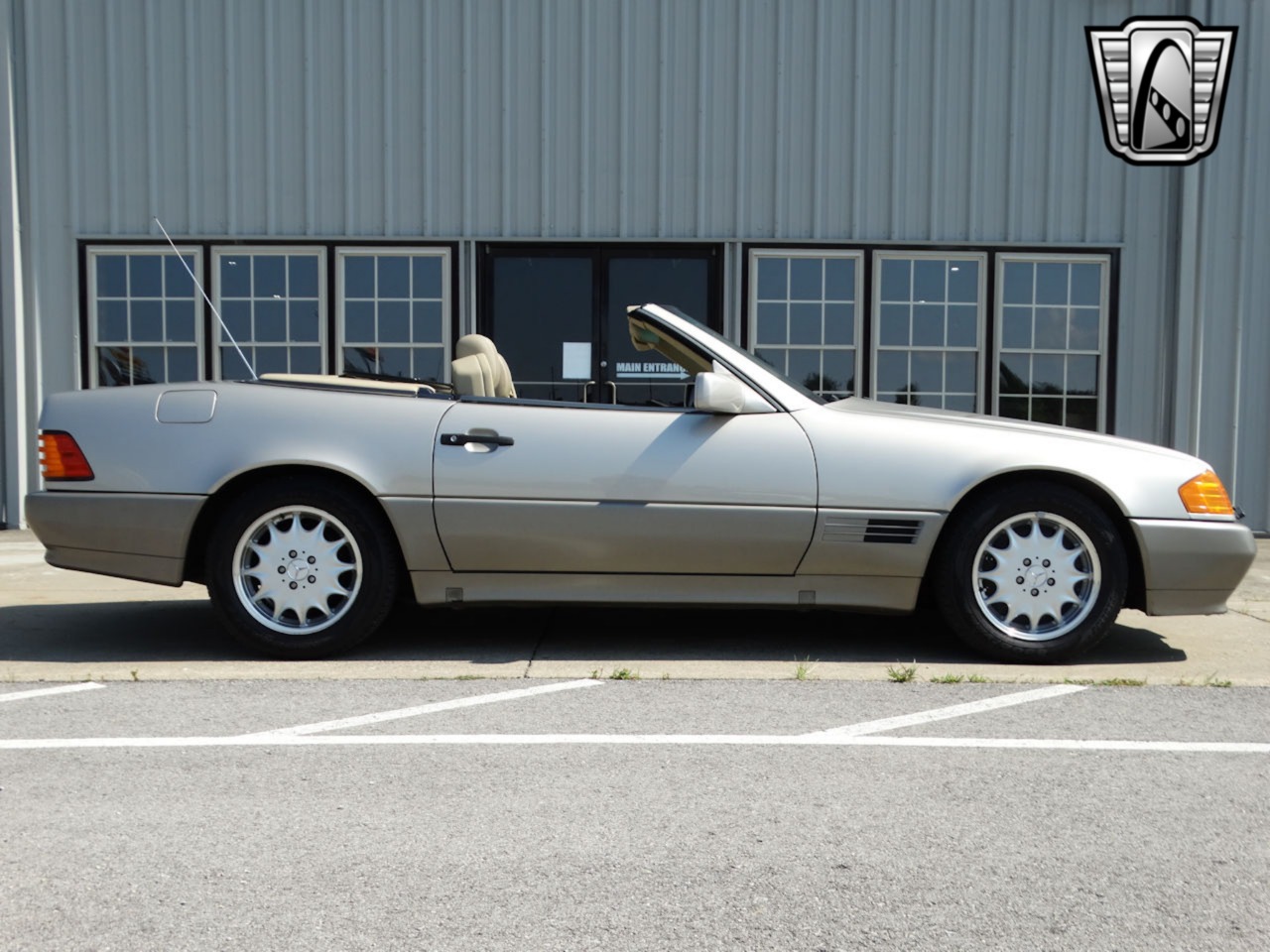 1990 Mercedes-Benz 500 SL 38