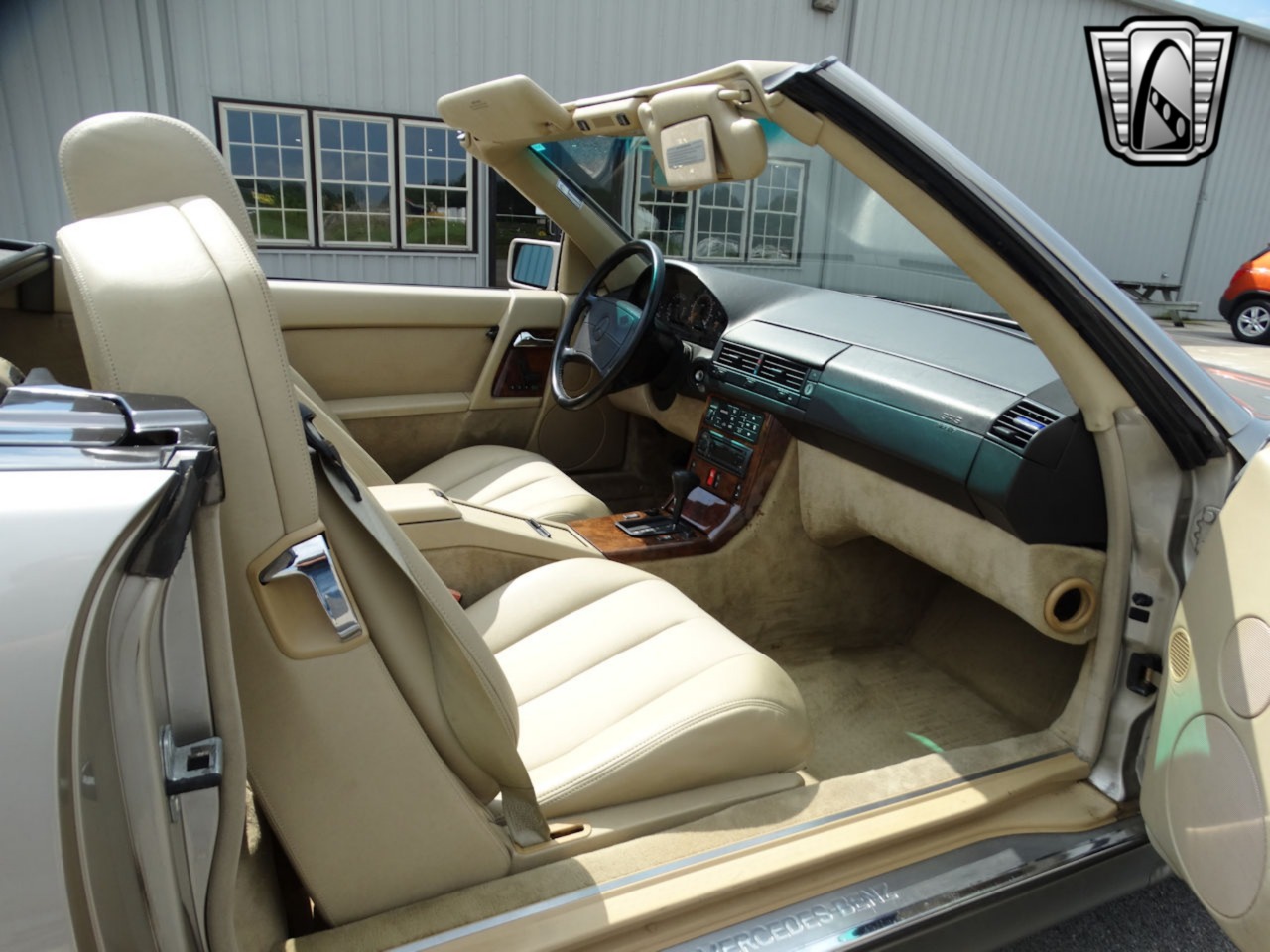 1990 Mercedes-Benz 500 SL 29