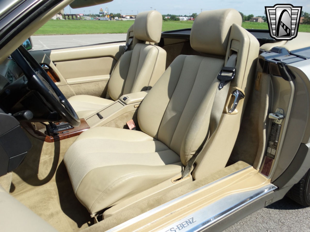 1990 Mercedes-Benz 500 SL 26