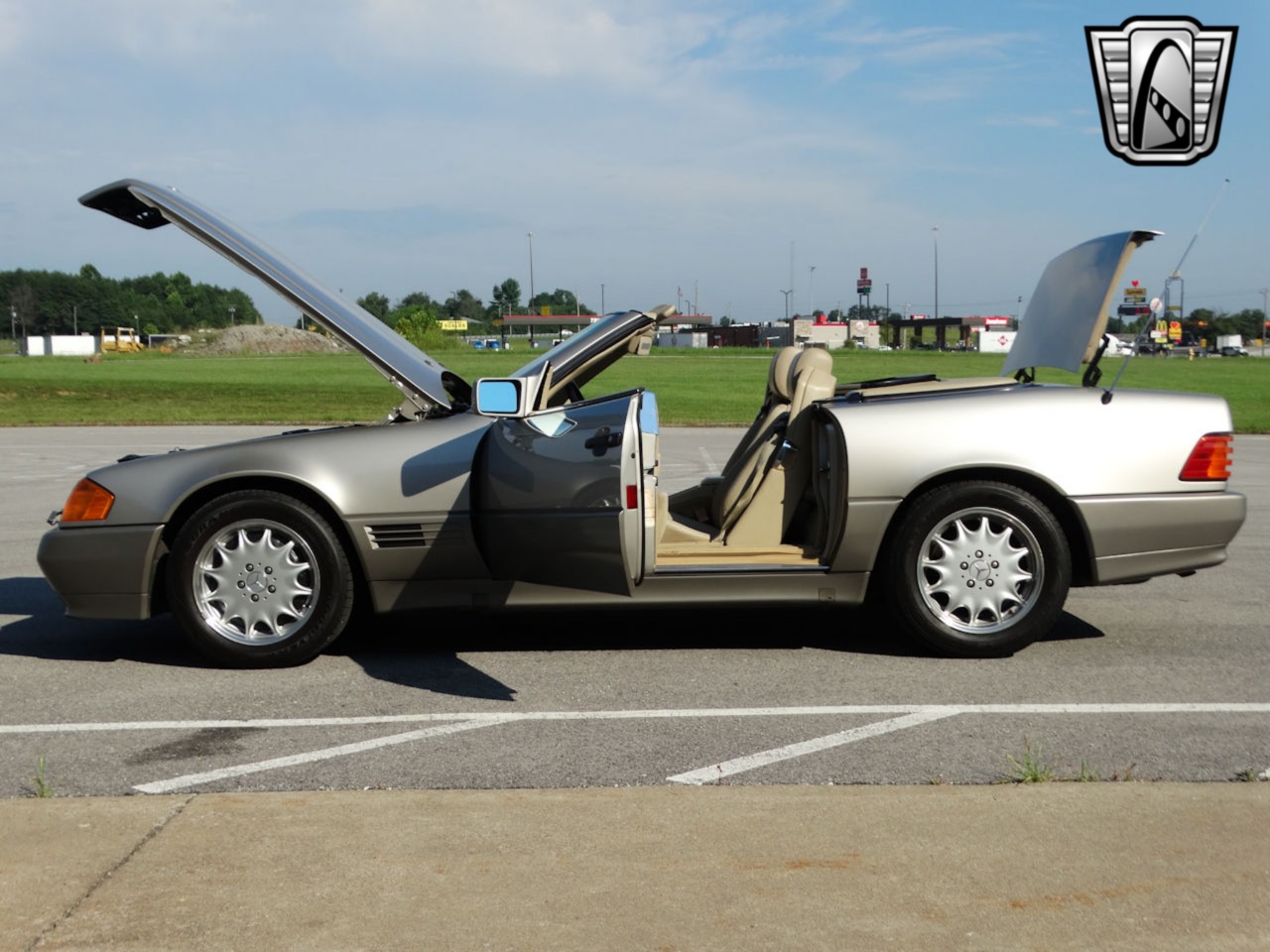 1990 Mercedes-Benz 500 SL 74