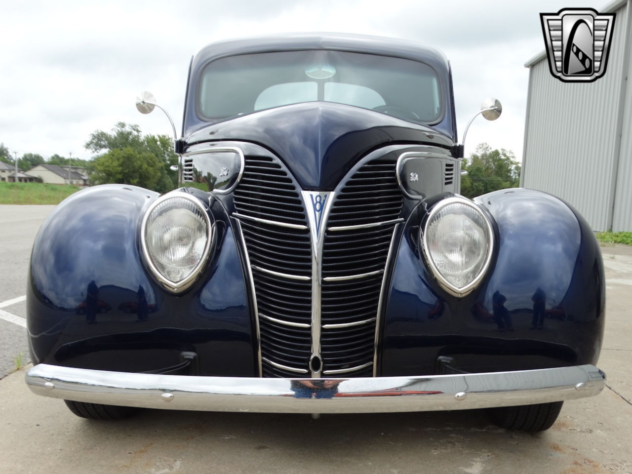 1939 Ford Business Coupe 2