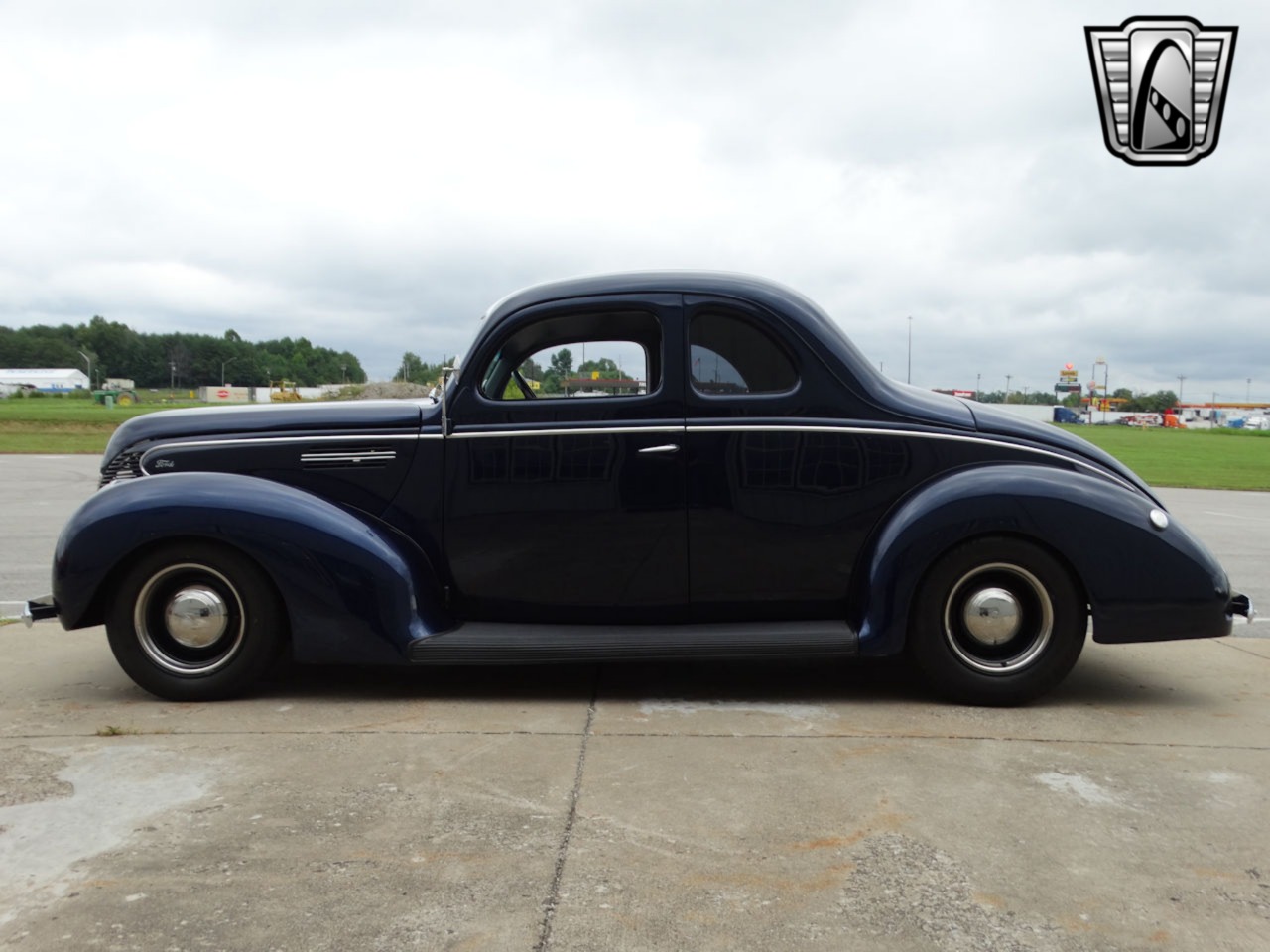 1939 Ford Business Coupe 4