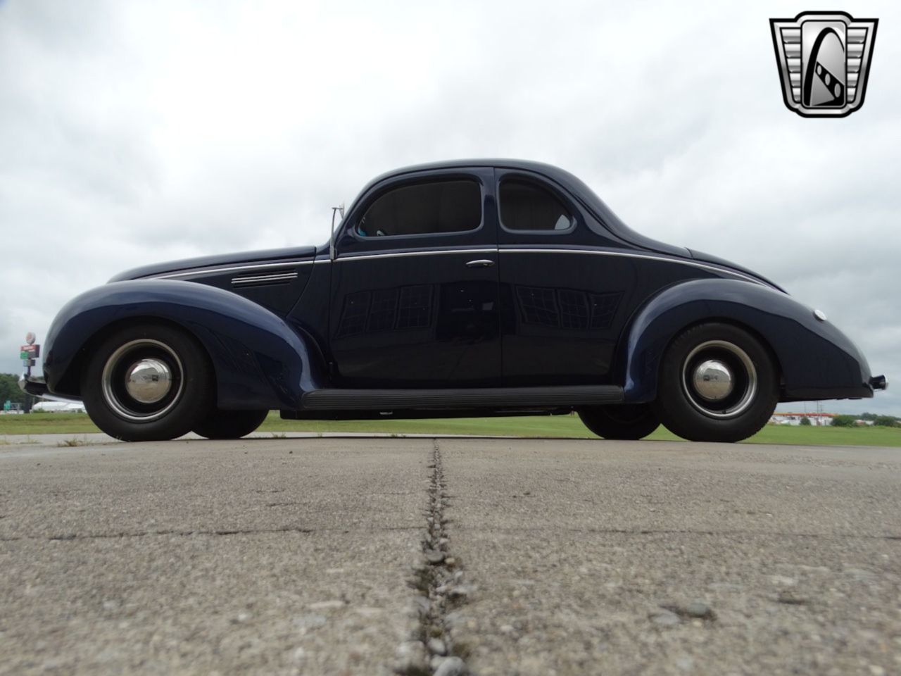 1939 Ford Business Coupe 44