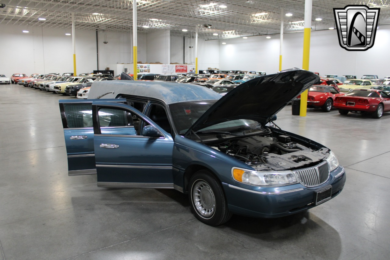 2001 Krystal Town Car E 60