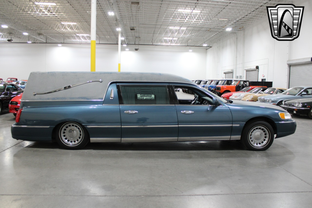 2001 Krystal Town Car E 5