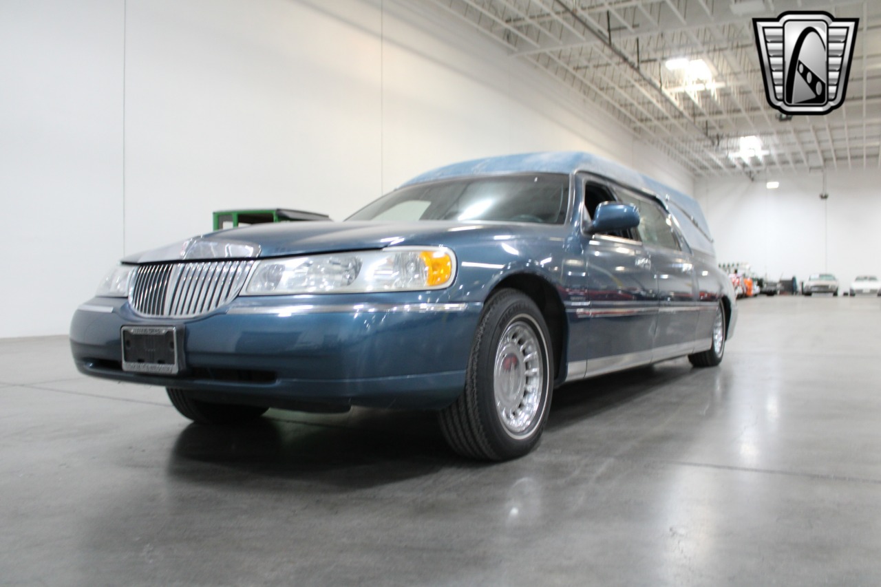 2001 Krystal Town Car E 46