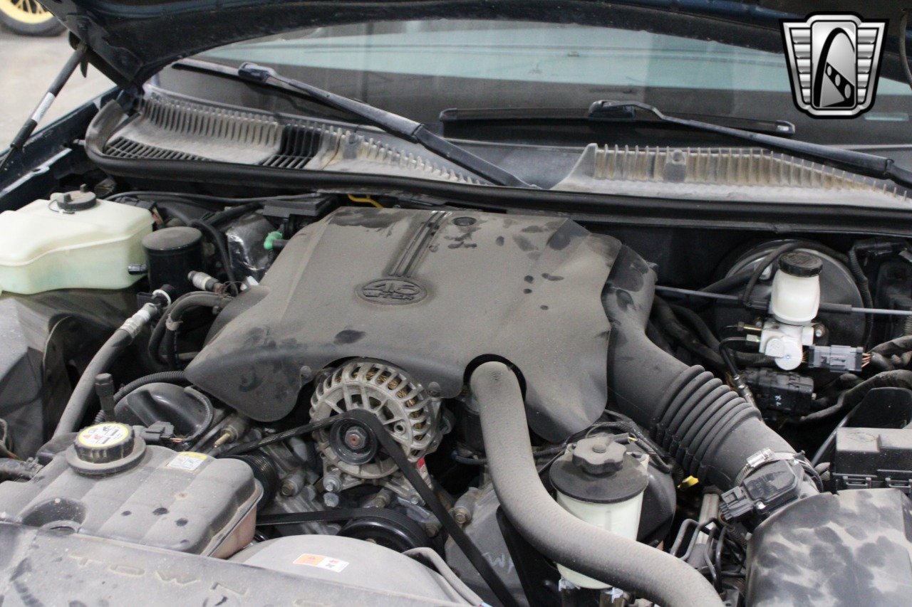 2001 Krystal Town Car E 24